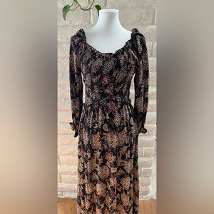 Black Angie dress from Piper and Scoot.